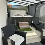 度假居 Belle Maison Malou Climatisee Calme, Piscine, Jacuzzi 3km Capbreton *