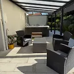 度假居 Belle Maison Malou Climatisee Calme, Piscine, Jacuzzi 3km Capbreton *