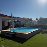 Belle Maison Malou Climatisee Calme, Piscine, Jacuzzi 3km Capbreton 拉本讷