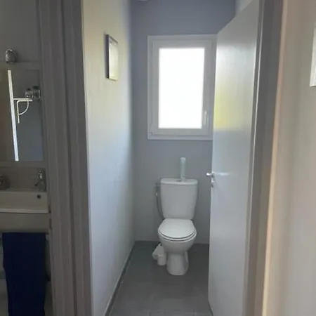 Hébergement de vacances Maison Malou 3 Chambres, Moins Dd'un Kilometre De Toutes Commodités, Pistes Cyclables Devant L'entrée,a 10km De Bayonne, 6km Capbreton Et 3,8km De La De *