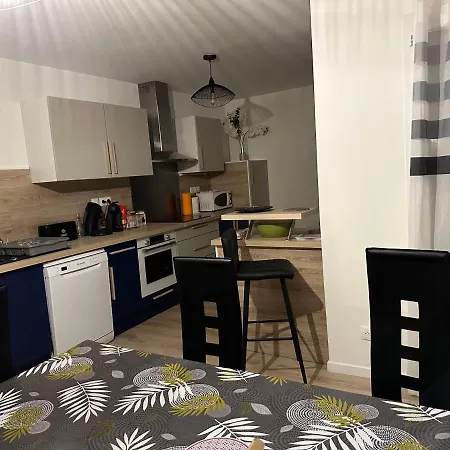 Holiday home Belle Maison Malou Climatisee Calme, Piscine, Jacuzzi 3km Capbreton Labenne