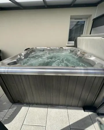 Сasa de vacaciones Maison Malou 3 Chambres, Moins Dd'un Kilometre De Toutes Commodités, Pistes Cyclables Devant L'entrée,a 10km De Bayonne, 6km Capbreton Et 3,8km De La De *