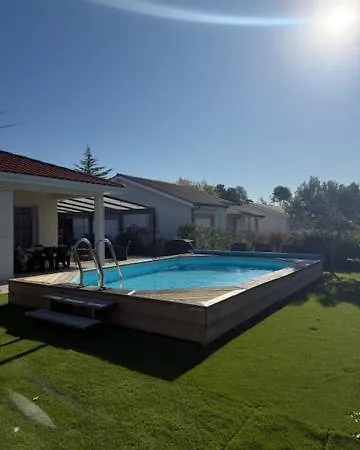 Maison Malou 3 Chambres, Moins Dd'un Kilometre De Toutes Commodités, Pistes Cyclables Devant L'entrée,a 10km De Bayonne, 6km Capbreton Et 3,8km De La De Labenne